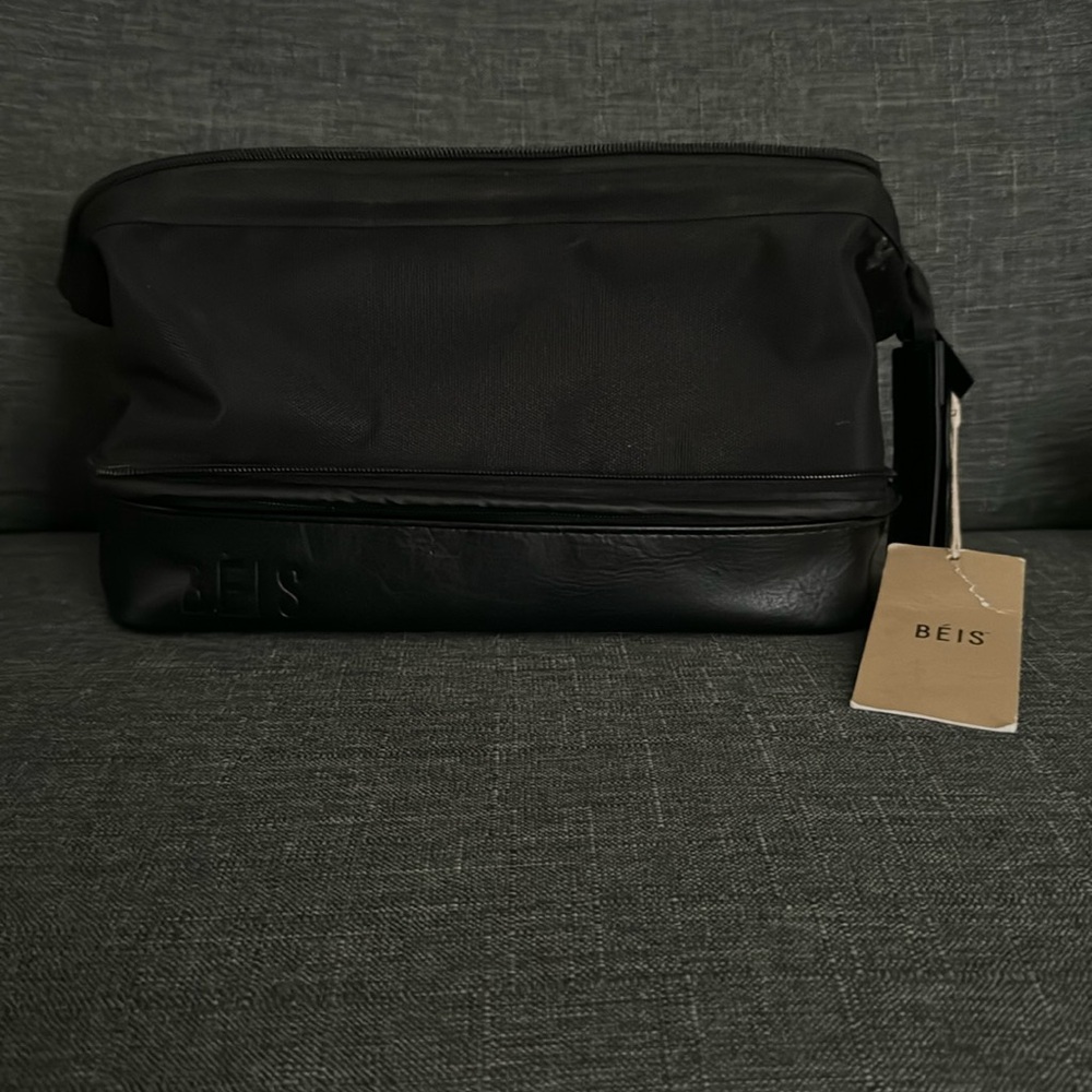 Beis “the Dopp Kit”